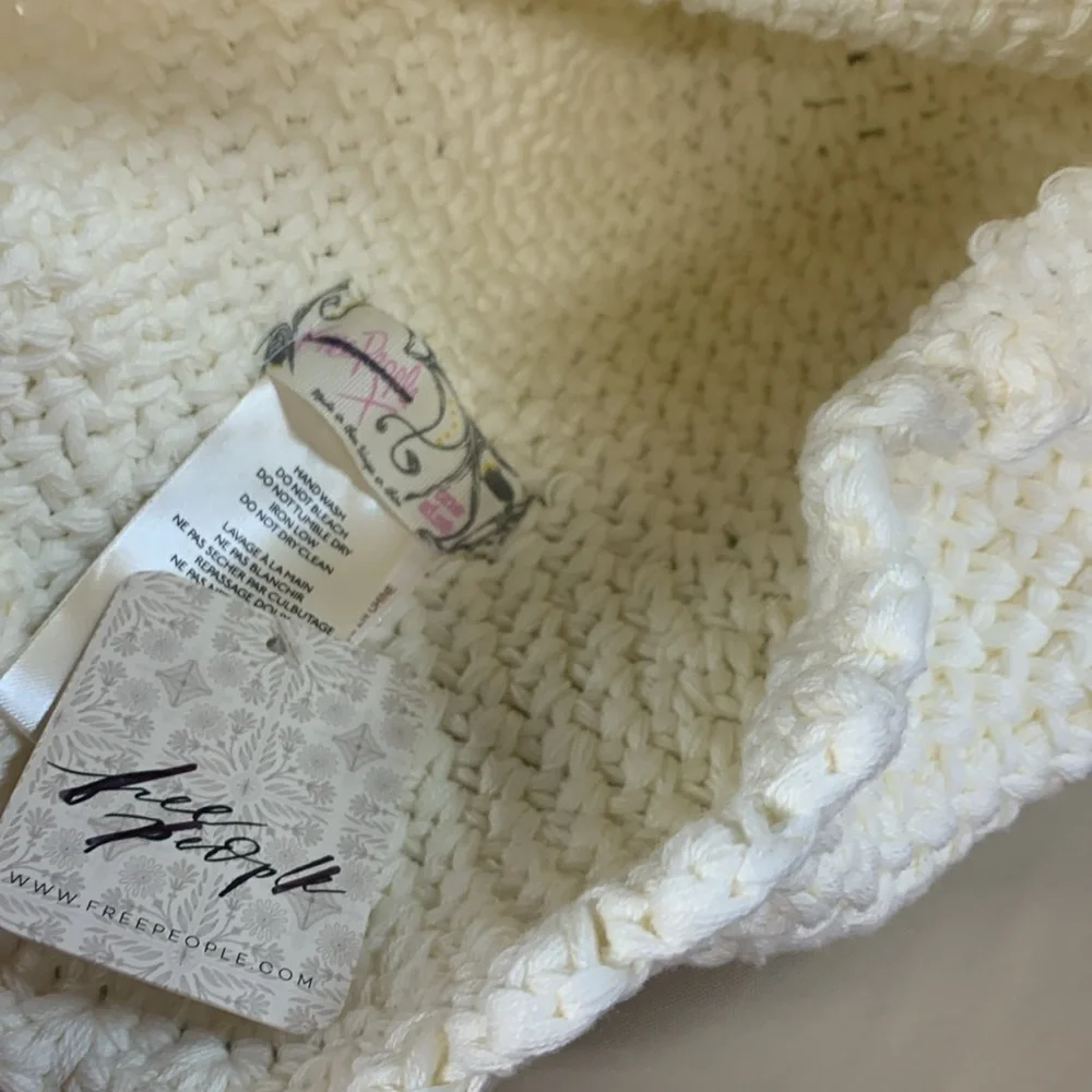 Free people pixie crochet hat new with tags